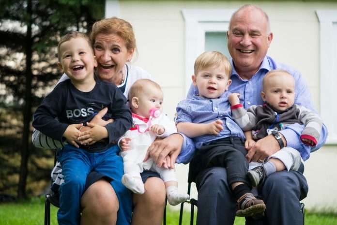 Une famille heureuse