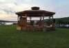 Kiosque à musique de Saint-Félix d'Otis le long du lac Otis