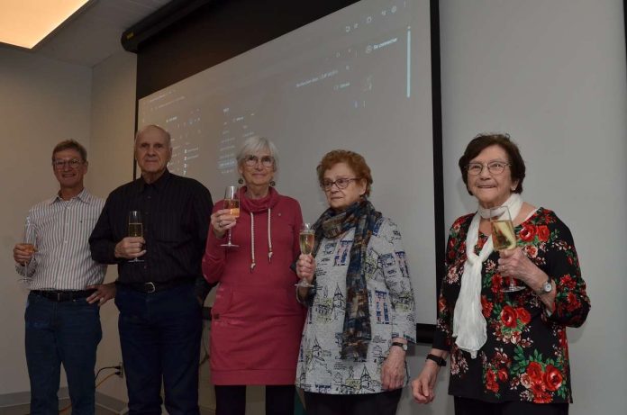 Un groupe de personnes qui seront l'inspiration de la prochaine expo au Centre Culturel du presbytère.
