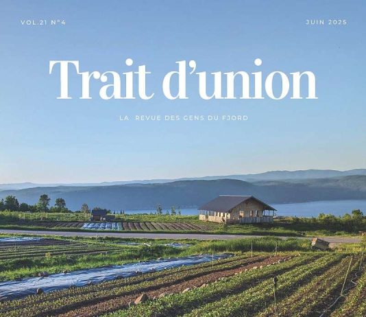 Une photo de la vue à partir de la ferme des Paysans du Fjord à Saint-Félix